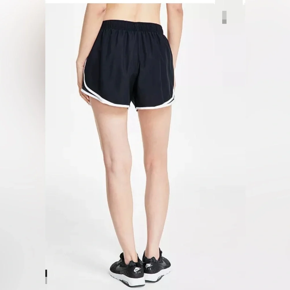 NWT Nike Black Womens Athletic Shorts. Size Small